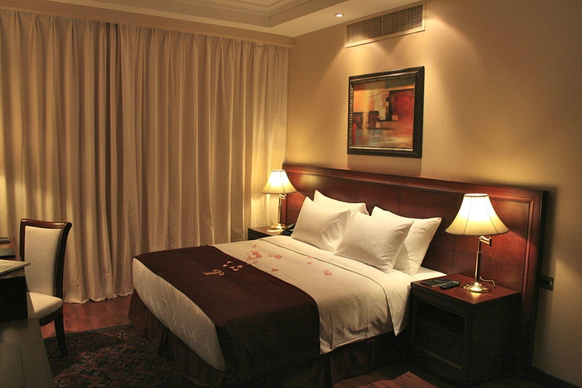 Trianon Royal Hotel Abu Dhabi Ngoại thất bức ảnh